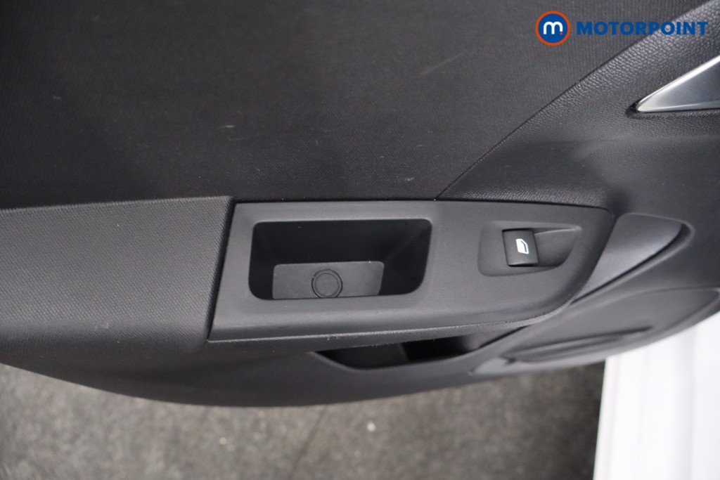 Vauxhall Corsa GS Manual Petrol Hatchback - Stock Number (1632159) - 27th supplementary image