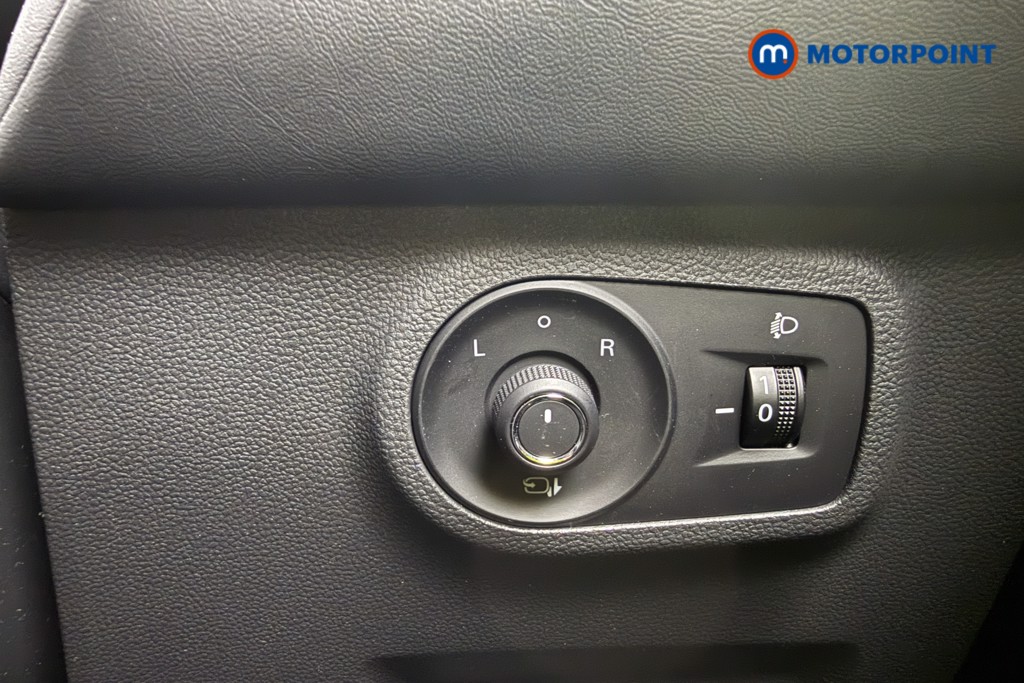 Mg Motor Uk ZS Exclusive Manual Petrol SUV - Stock Number (1632460) - 17th supplementary image