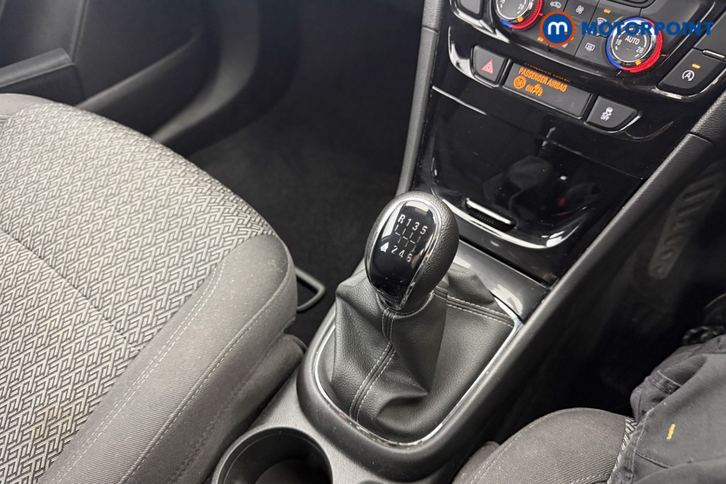 Vauxhall Mokka X Design Nav Manual Petrol SUV - Stock Number (1632740) - 5th supplementary image