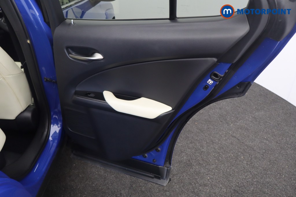 Lexus UX Takumi Automatic Petrol-Electric Hybrid SUV - Stock Number (1632962) - 20th supplementary image