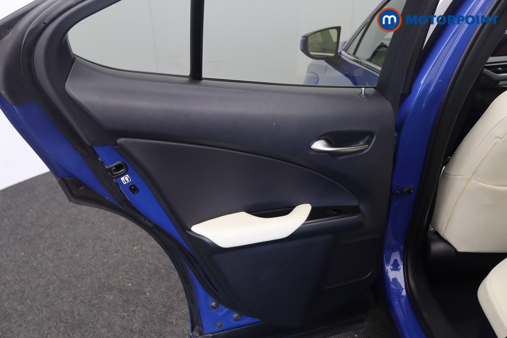 Lexus UX Takumi Automatic Petrol-Electric Hybrid SUV - Stock Number (1632962) - 24th supplementary image