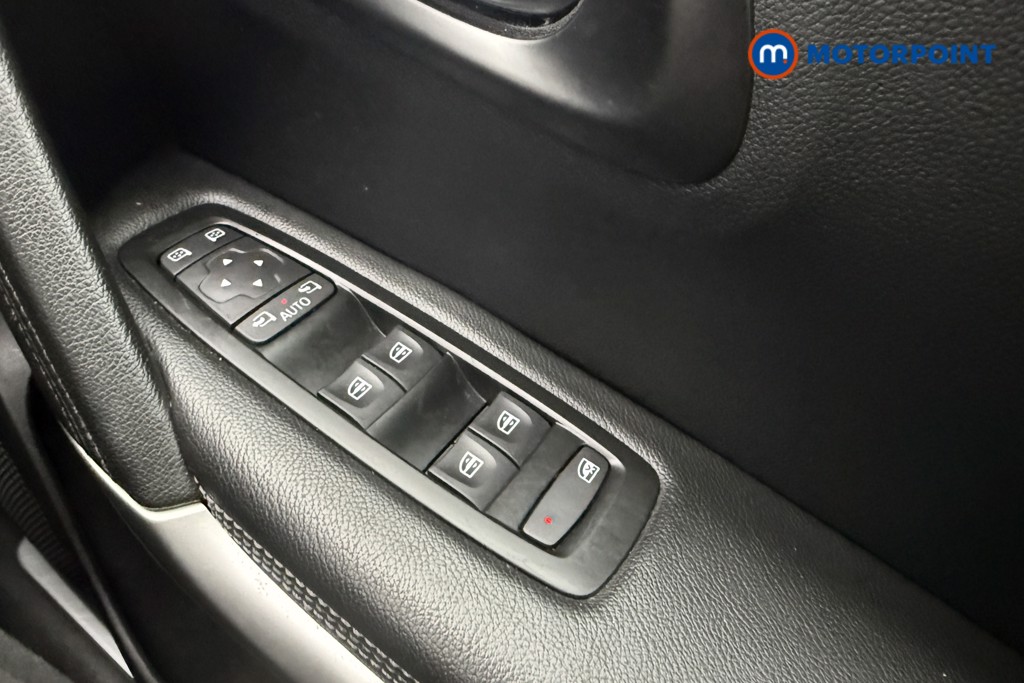 Renault Kadjar S Edition Manual Petrol SUV - Stock Number (1633069) - 16th supplementary image