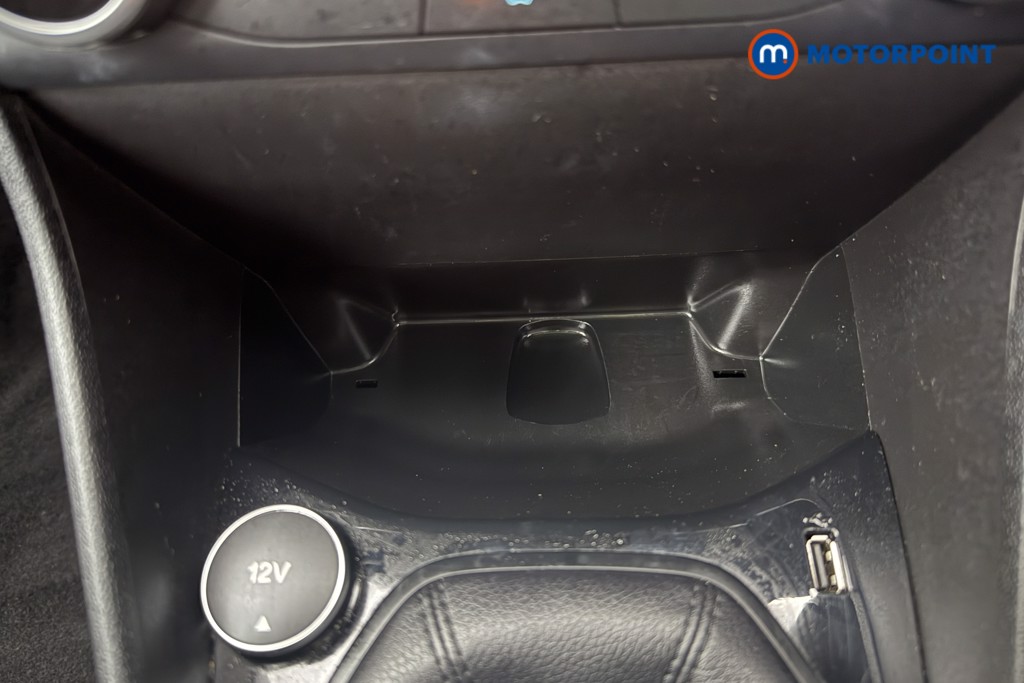 Ford Fiesta Trend Manual Petrol Hatchback - Stock Number (1633177) - 14th supplementary image