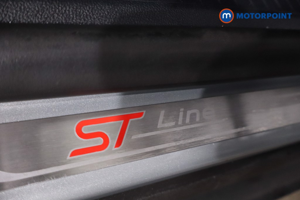 Ford Kuga St-Line Edition Manual Petrol SUV - Stock Number (1633201) - 25th supplementary image