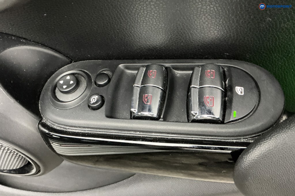 Mini Hatchback Cooper S Sport Manual Petrol Hatchback - Stock Number (1633320) - 31st supplementary image