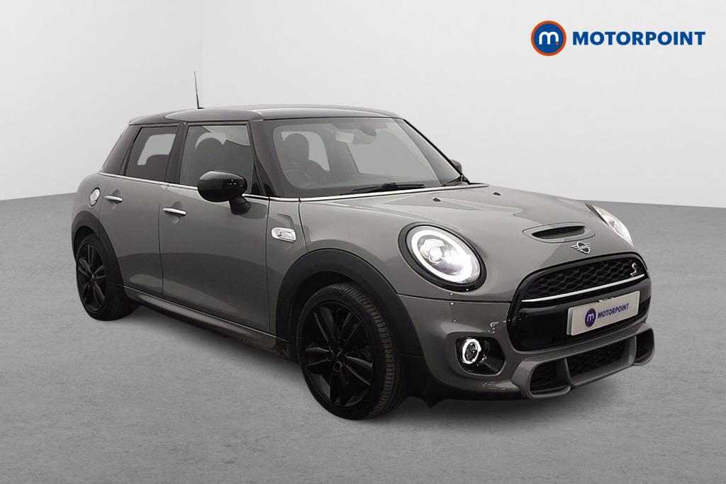 Mini Hatchback Cooper S Sport Manual Petrol Hatchback - Stock Number (1633320) - Drivers side front corner