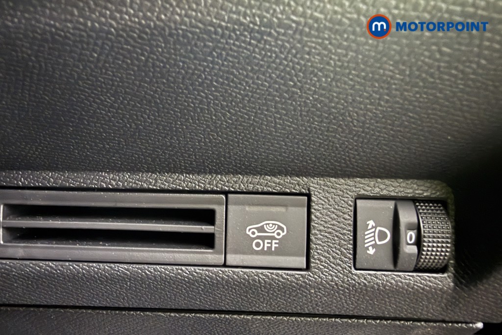 Peugeot 3008 Allure Automatic Petrol SUV - Stock Number (1633822) - 17th supplementary image