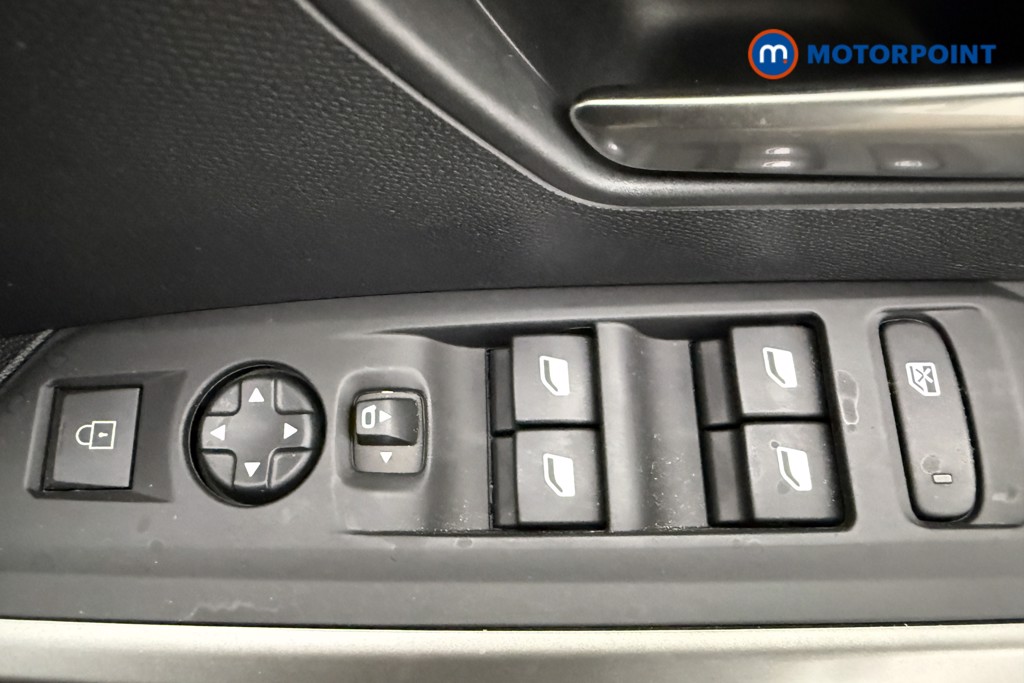 Peugeot 3008 Allure Automatic Petrol SUV - Stock Number (1633822) - 19th supplementary image