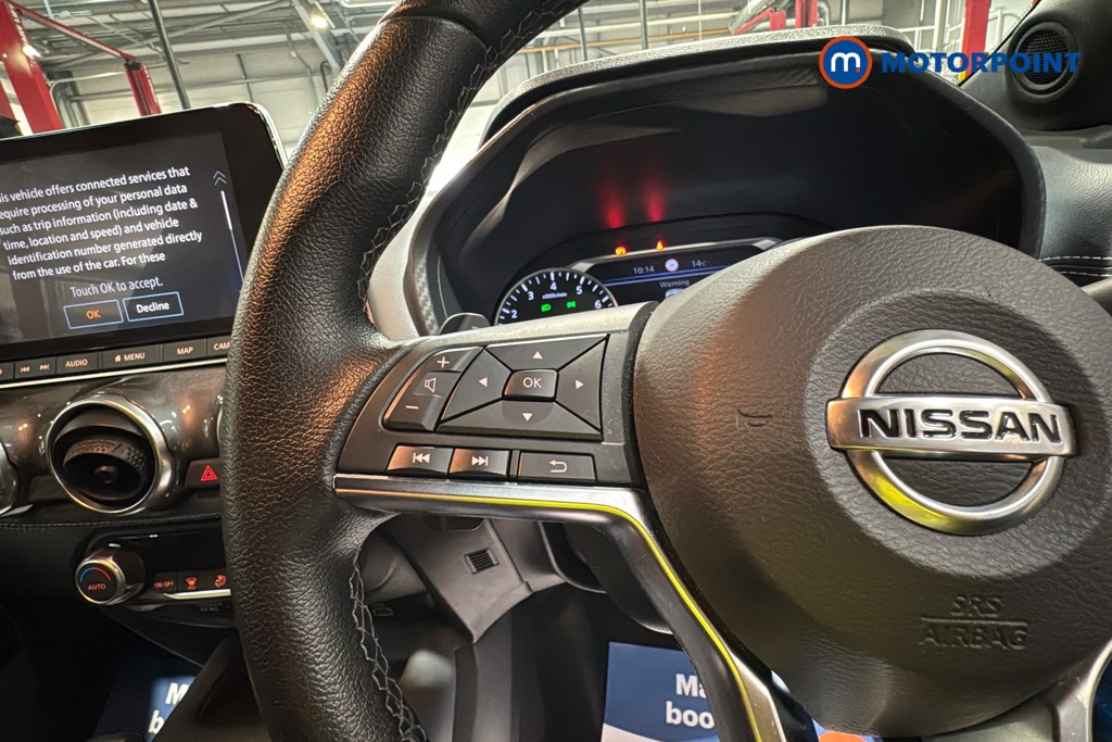 Nissan Juke N-Connecta Automatic Petrol SUV - Stock Number (1633874) - 3rd supplementary image