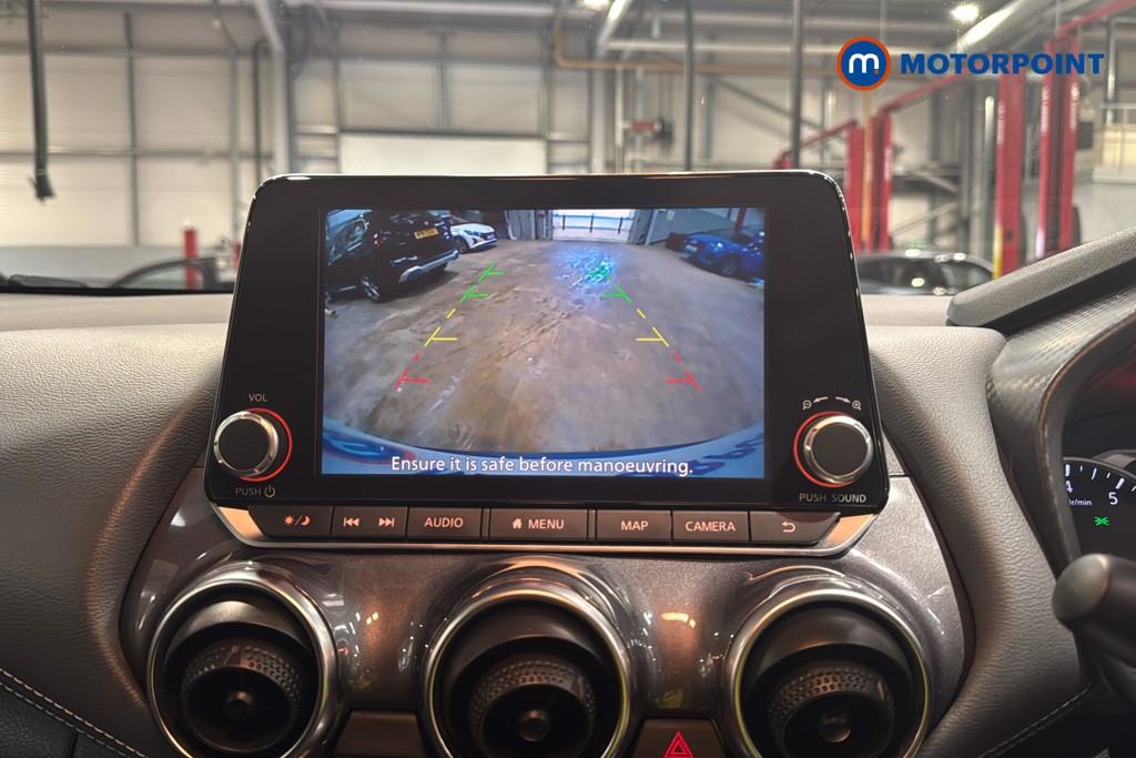 Nissan Juke N-Connecta Automatic Petrol SUV - Stock Number (1633874) - 13th supplementary image