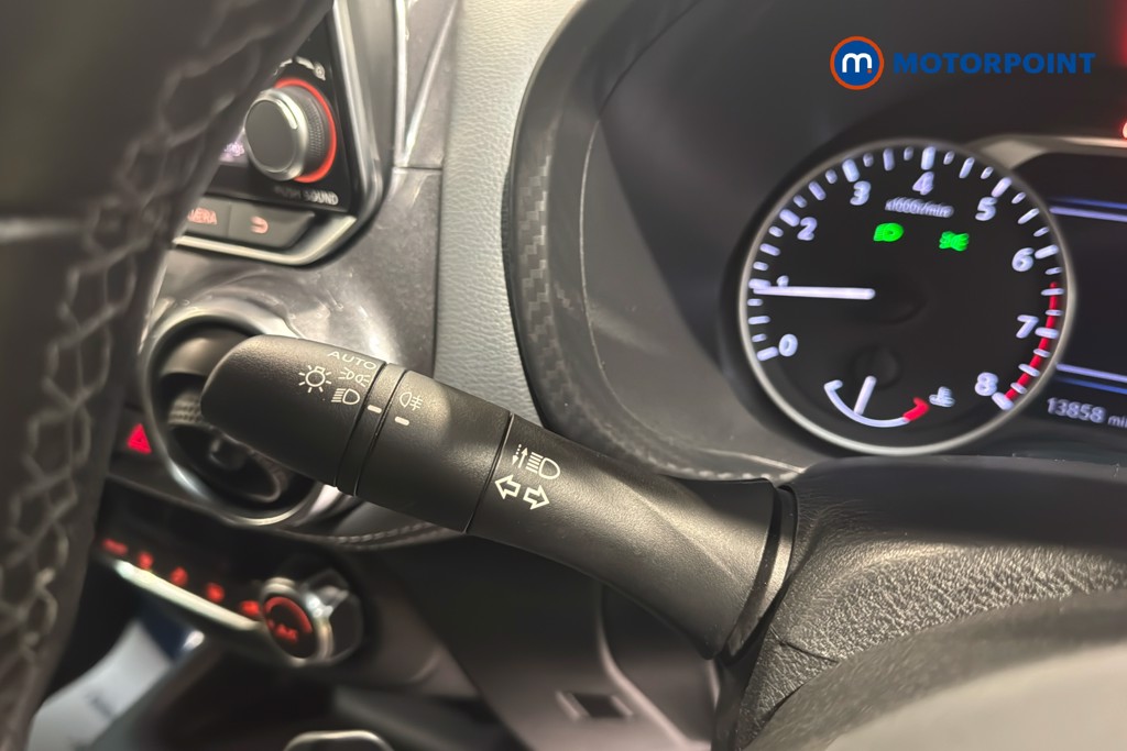 Nissan Juke N-Connecta Automatic Petrol SUV - Stock Number (1633874) - 18th supplementary image