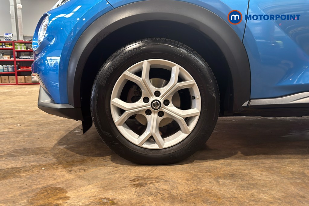 Nissan Juke N-Connecta Automatic Petrol SUV - Stock Number (1633874) - 47th supplementary image