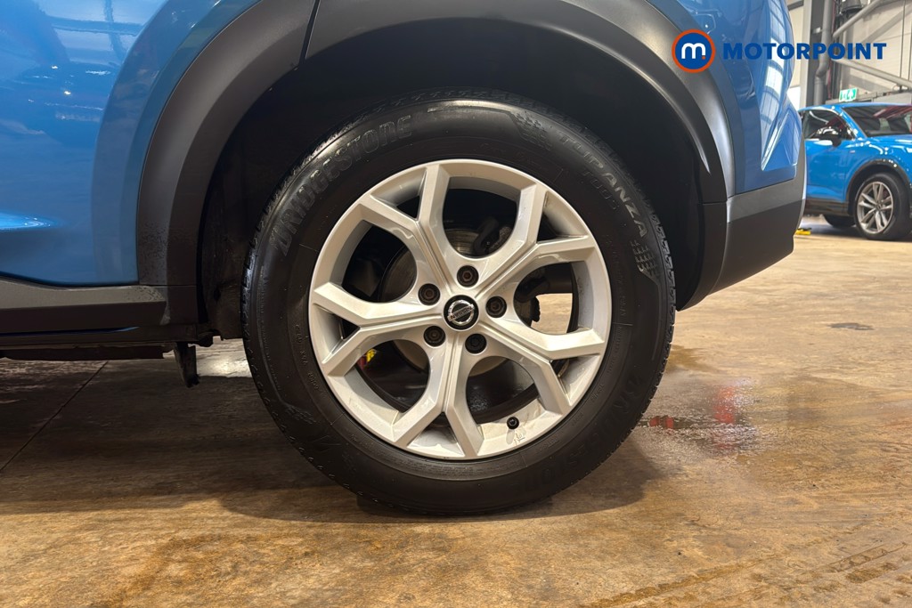 Nissan Juke N-Connecta Automatic Petrol SUV - Stock Number (1633874) - 48th supplementary image