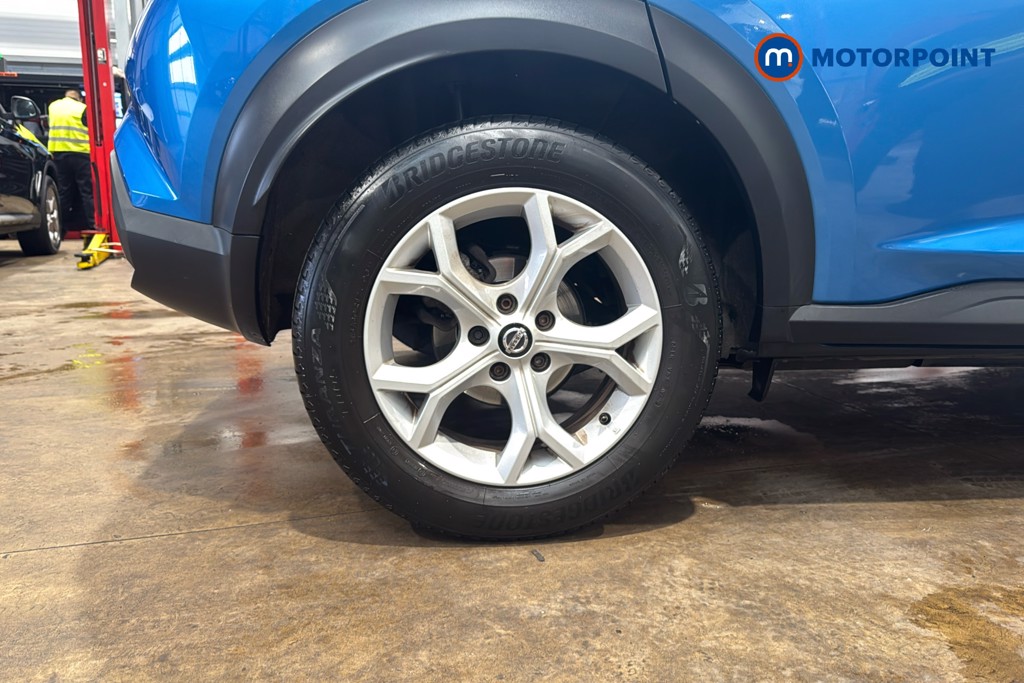 Nissan Juke N-Connecta Automatic Petrol SUV - Stock Number (1633874) - 49th supplementary image