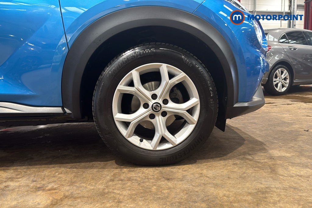 Nissan Juke N-Connecta Automatic Petrol SUV - Stock Number (1633874) - 50th supplementary image