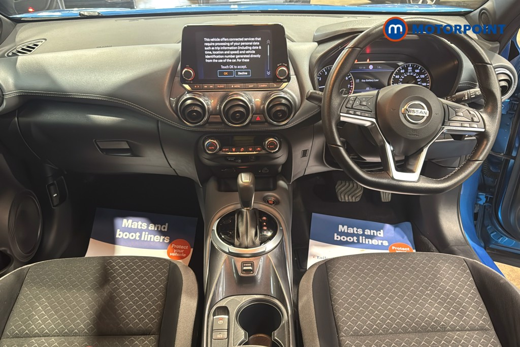 Nissan Juke N-Connecta Automatic Petrol SUV - Stock Number (1633874) - 1st supplementary image