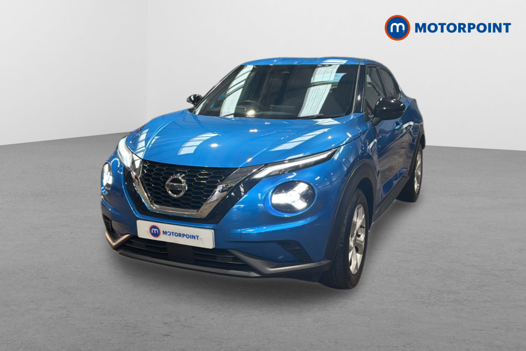 Nissan Juke N-Connecta Automatic Petrol SUV - Stock Number (1633874) - Passenger side front corner