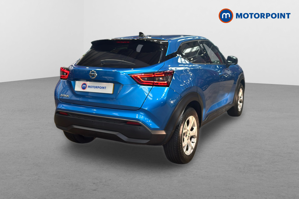 Nissan Juke N-Connecta Automatic Petrol SUV - Stock Number (1633874) - Drivers side rear corner