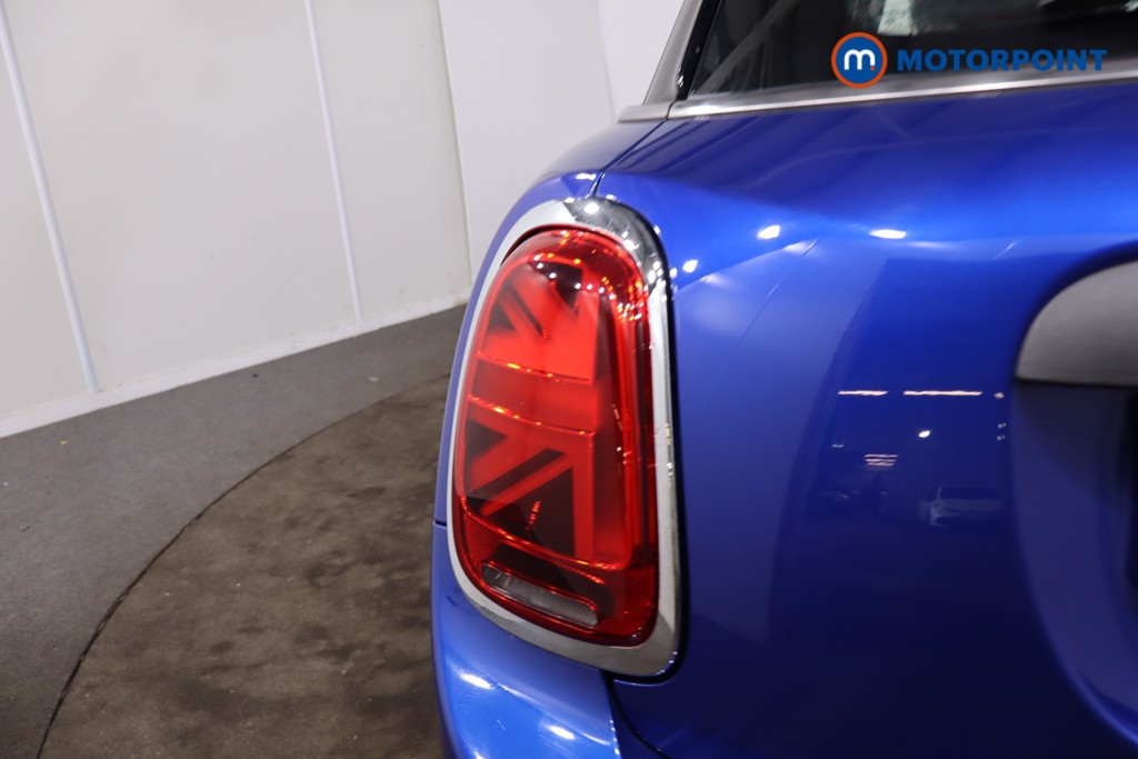 Mini Hatchback One Classic Manual Petrol Hatchback - Stock Number (1633881) - 35th supplementary image