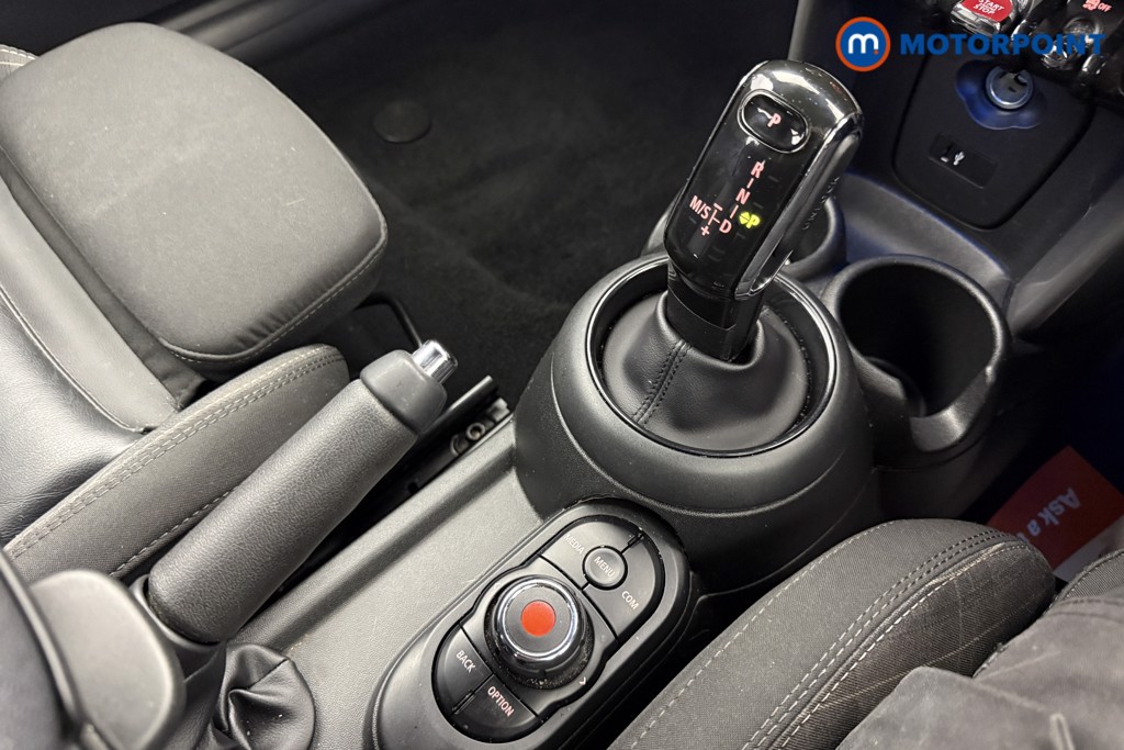 Mini Hatchback Cooper Sport Automatic Petrol Hatchback - Stock Number (1634030) - 4th supplementary image