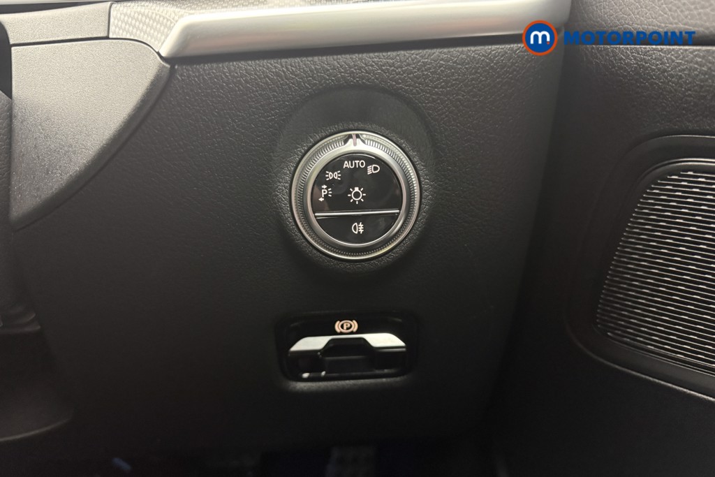 Mercedes-Benz C Class Amg Line Automatic Petrol Estate - Stock Number (1634118) - 18th supplementary image
