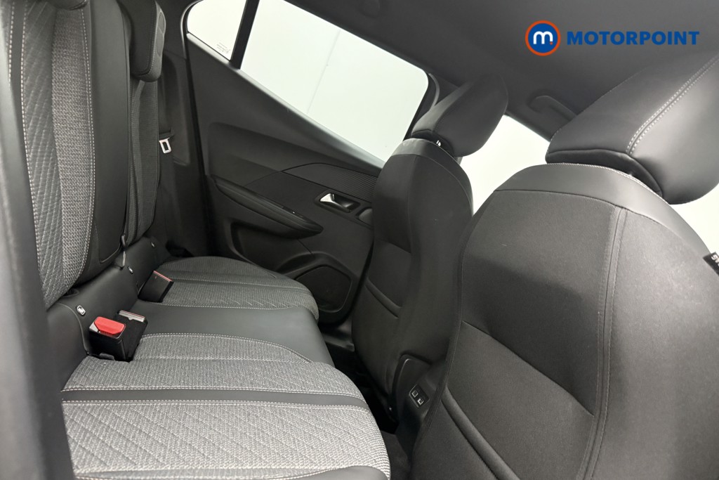 Peugeot 2008 Allure Manual Petrol SUV - Stock Number (1634483) - 8th supplementary image