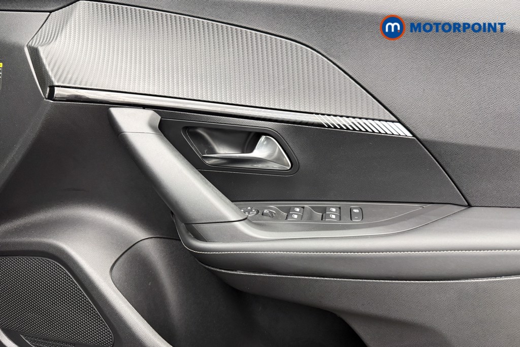 Peugeot 2008 Allure Manual Petrol SUV - Stock Number (1634483) - 17th supplementary image
