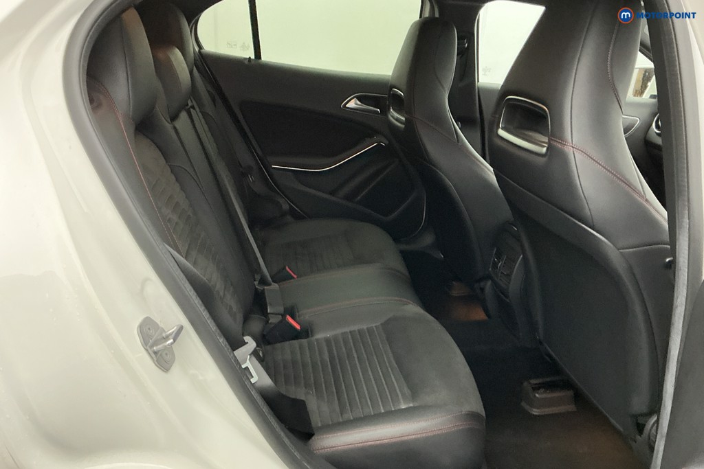 Mercedes-Benz GLA Amg Line Manual Petrol SUV - Stock Number (1634503) - 4th supplementary image