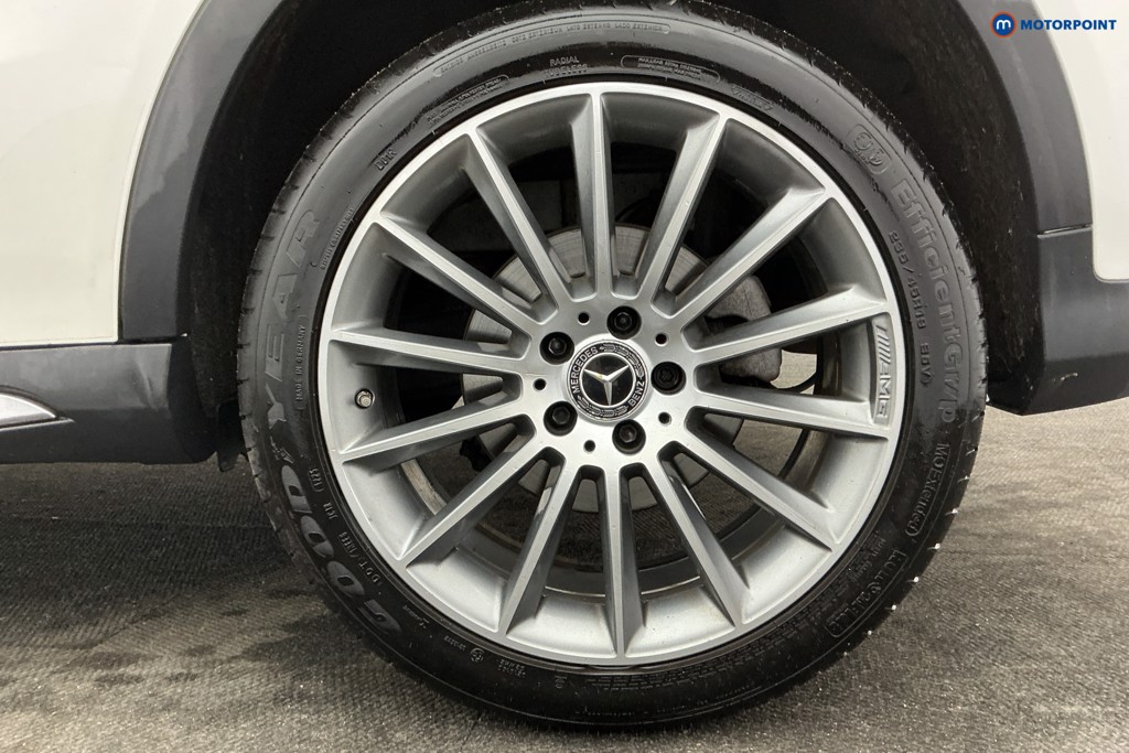 Mercedes-Benz GLA Amg Line Manual Petrol SUV - Stock Number (1634503) - 36th supplementary image