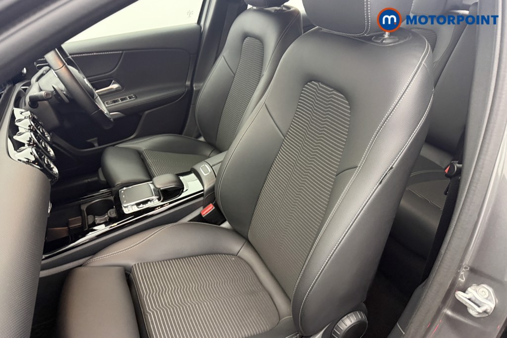 Mercedes-Benz A Class Sport Automatic Diesel Hatchback - Stock Number (1634592) - 13th supplementary image