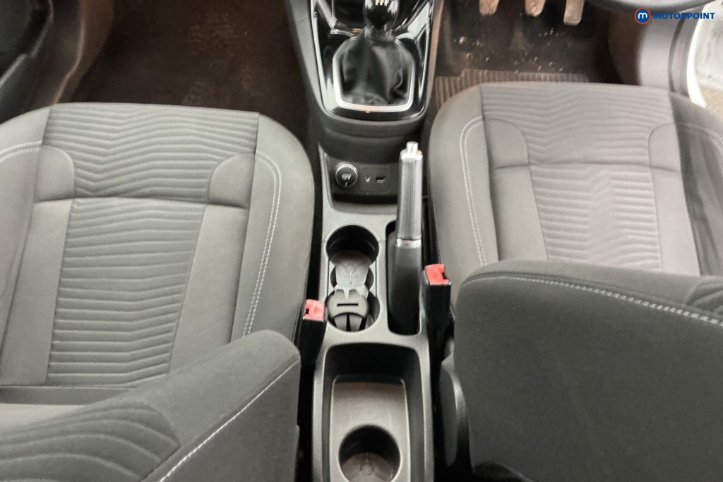 Ford Fiesta Zetec Manual Petrol Hatchback - Stock Number (1634620) - 11th supplementary image