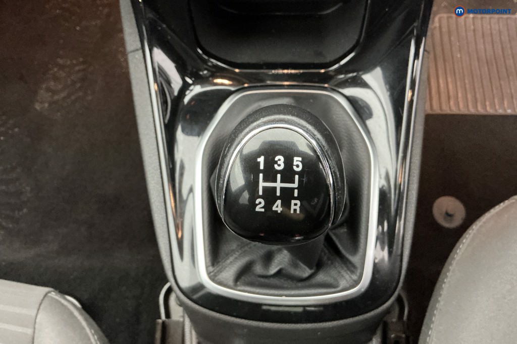 Ford Fiesta Zetec Manual Petrol Hatchback - Stock Number (1634620) - 17th supplementary image