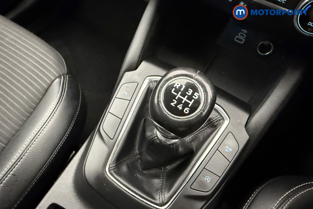 Ford Kuga Titanium Edition Manual Petrol SUV - Stock Number (1634637) - 5th supplementary image