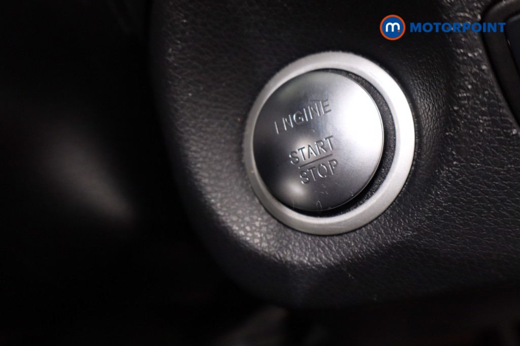 Mercedes-Benz CLA Amg Line Night Edition Plus Manual Petrol Coupe - Stock Number (1634719) - 16th supplementary image