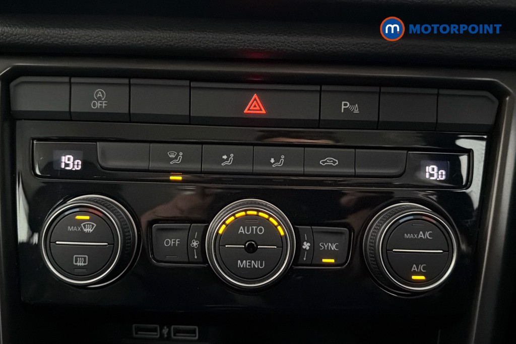 Volkswagen T-Roc SE Manual Diesel SUV - Stock Number (1634720) - 12th supplementary image