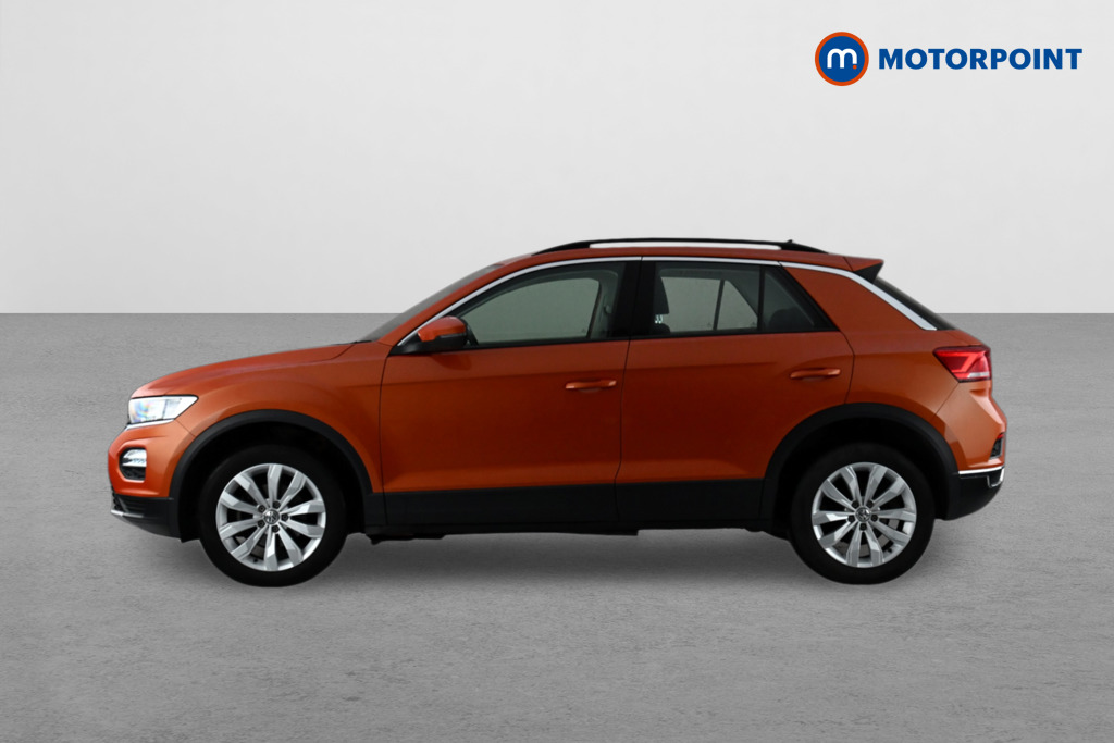 Volkswagen T-Roc SE Manual Diesel SUV - Stock Number (1634720) - Passenger side