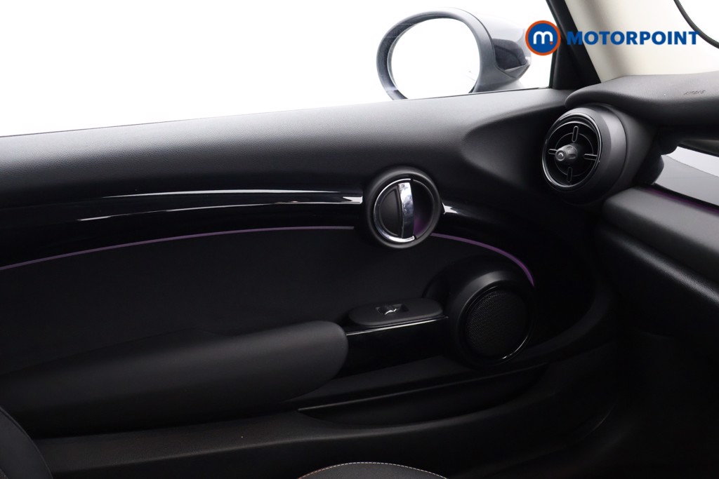 Mini Hatchback Cooper Classic Manual Petrol Hatchback - Stock Number (1634768) - 10th supplementary image