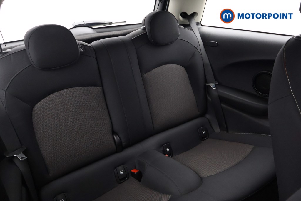 Mini Hatchback Cooper Classic Manual Petrol Hatchback - Stock Number (1634768) - 14th supplementary image