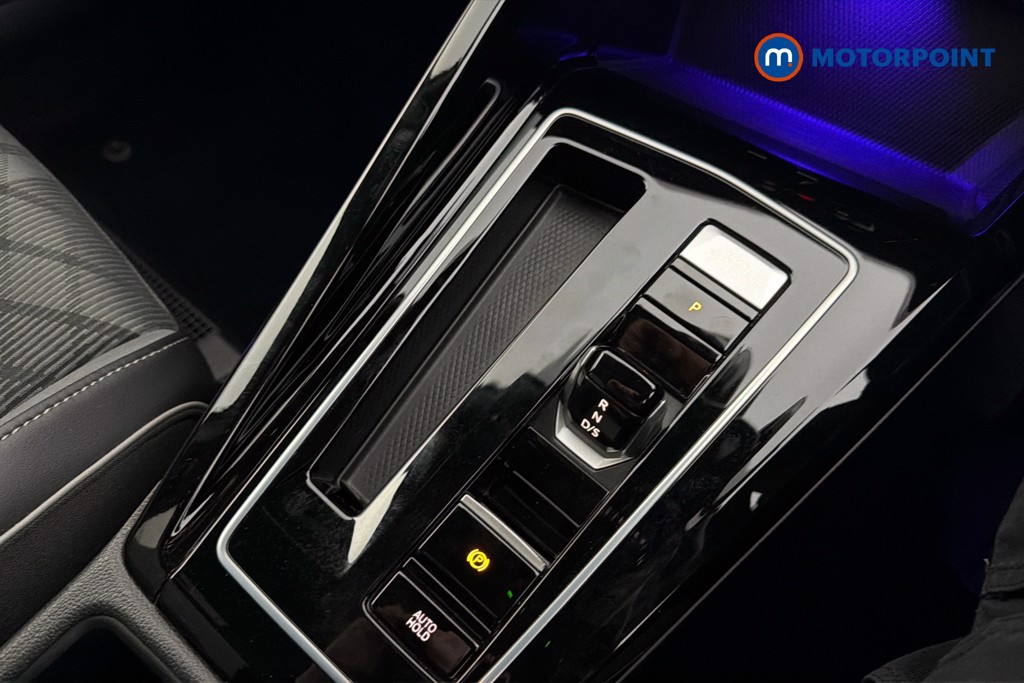 Volkswagen Golf R-Line Automatic Petrol Hatchback - Stock Number (1634808) - 15th supplementary image