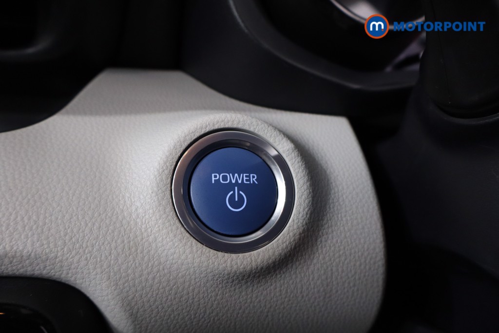 Toyota Yaris Excel Automatic Petrol-Electric Hybrid Hatchback - Stock Number (1635042) - 21st supplementary image