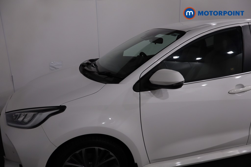Toyota Yaris Excel Automatic Petrol-Electric Hybrid Hatchback - Stock Number (1635042) - 29th supplementary image