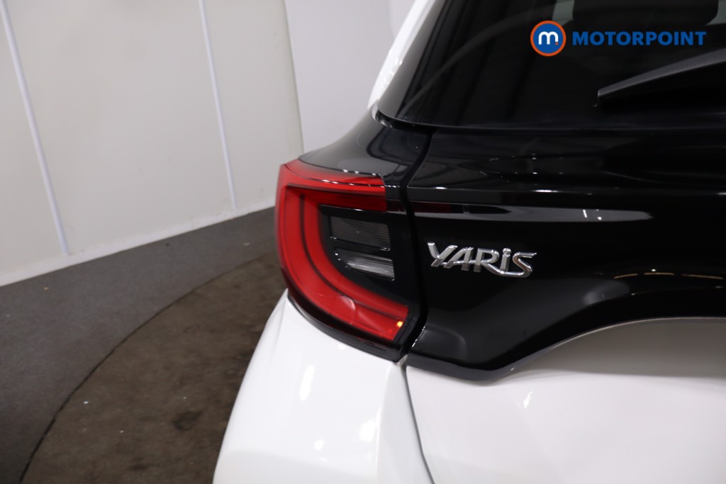 Toyota Yaris Excel Automatic Petrol-Electric Hybrid Hatchback - Stock Number (1635042) - 38th supplementary image