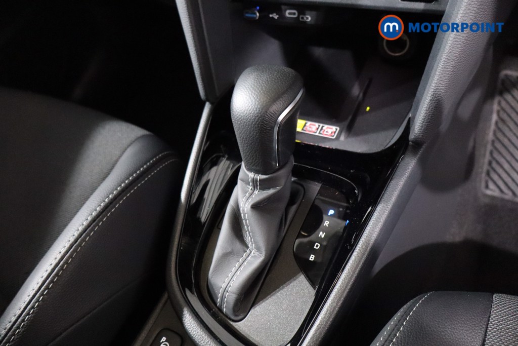 Toyota Yaris Cross Premiere Edition Automatic Petrol-Electric Hybrid Estate - Stock Number (1635113) - 20th supplementary image