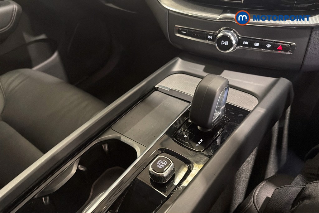 Volvo Xc60 Core Automatic Petrol SUV - Stock Number (1635175) - 15th supplementary image