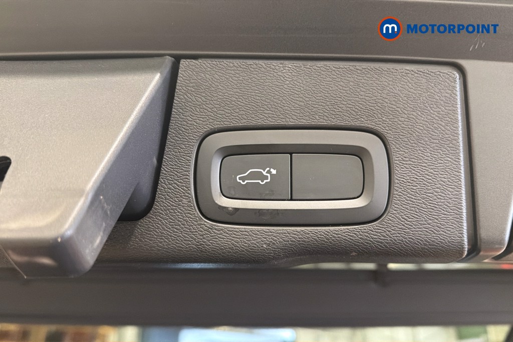 Volvo Xc60 Core Automatic Petrol SUV - Stock Number (1635175) - 35th supplementary image