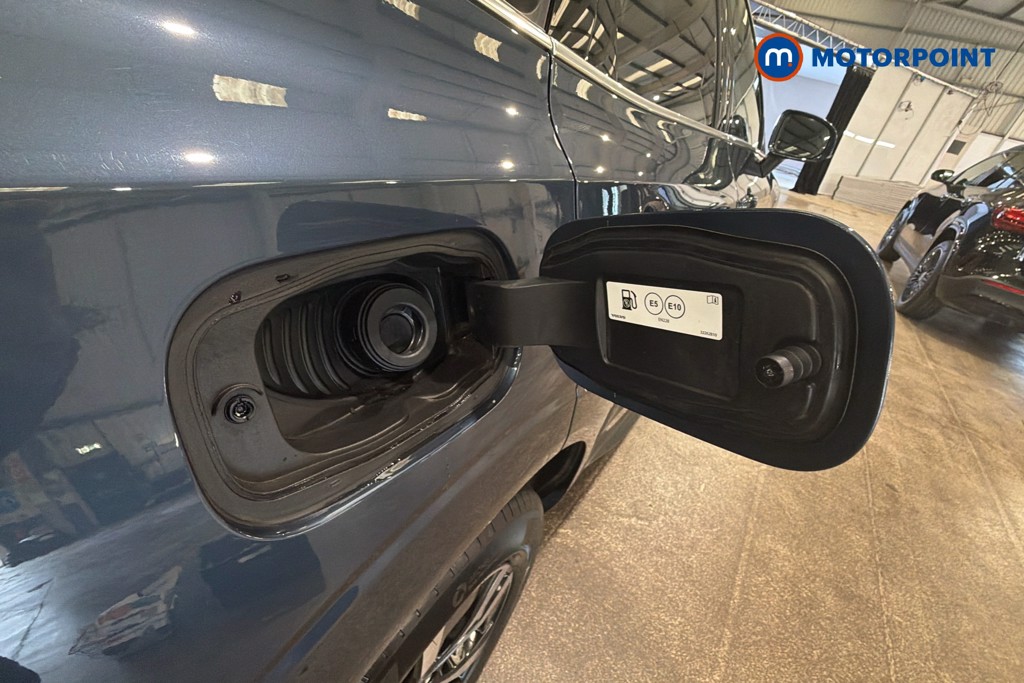 Volvo Xc60 Core Automatic Petrol SUV - Stock Number (1635175) - 41st supplementary image