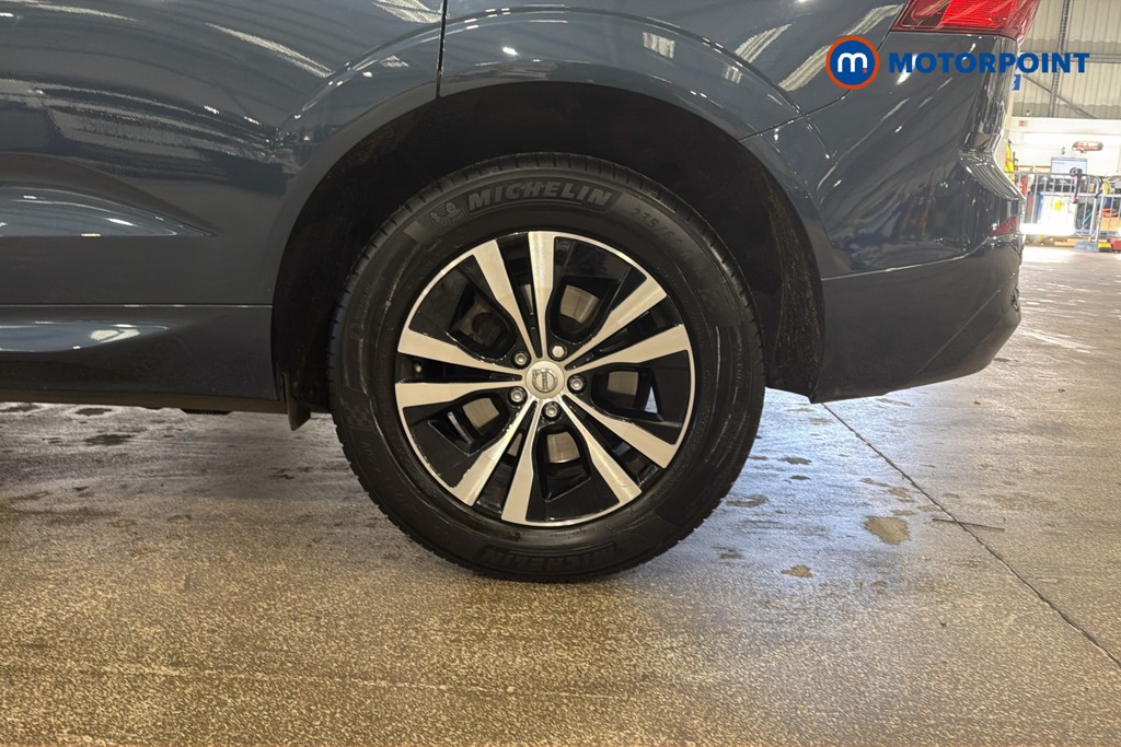 Volvo Xc60 Core Automatic Petrol SUV - Stock Number (1635175) - 48th supplementary image