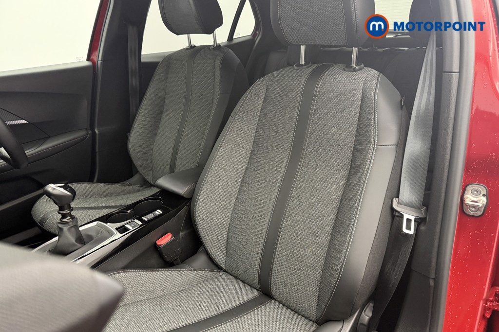 Peugeot 2008 Allure Manual Petrol SUV - Stock Number (1635272) - 3rd supplementary image