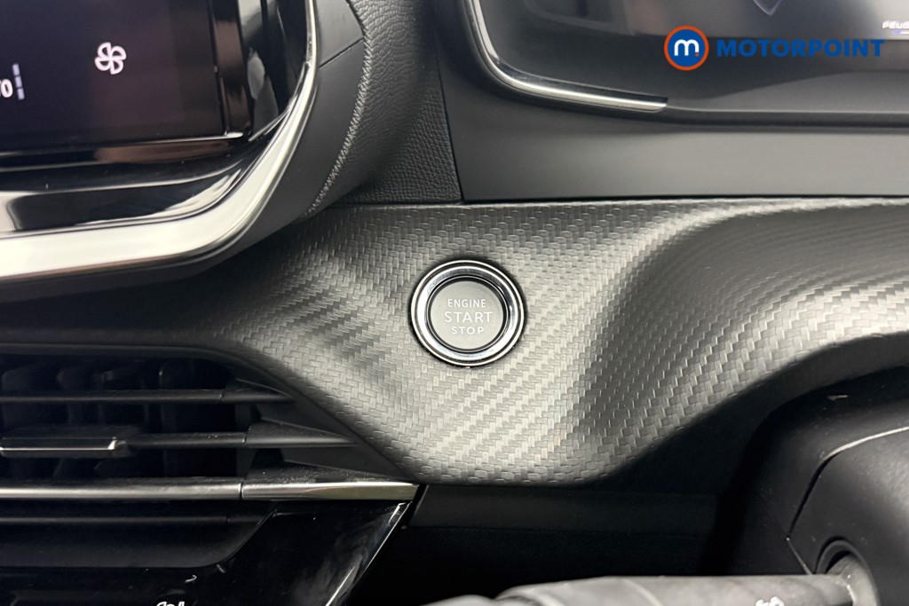 Peugeot 2008 Allure Manual Petrol SUV - Stock Number (1635272) - 15th supplementary image