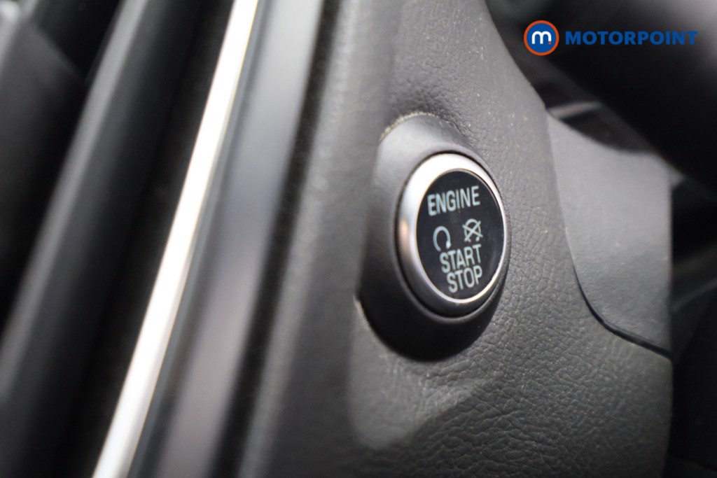 Ford Focus Titanium X Manual Petrol Hatchback - Stock Number (1635431) - 12th supplementary image